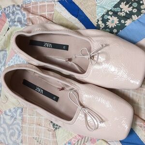 Zara NWOT Faux Leather Ballet Flats Pink Size 5/35